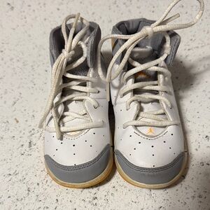 Air Jordan Carmelo Size 8c